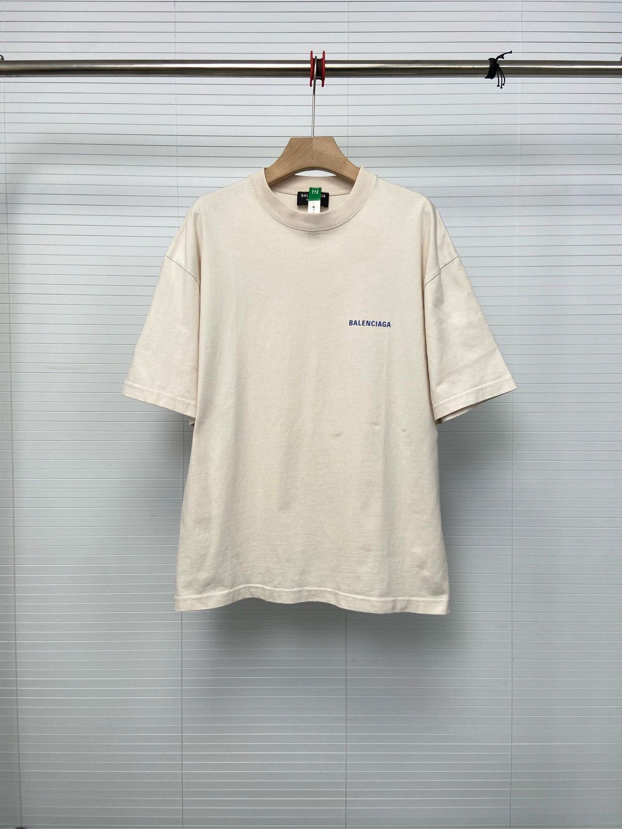 Balenciaga Balenciaga logo printed round neck pullover short sleeved shirt Size US S / EU 44-46 / 1 - 1 Thumbnail