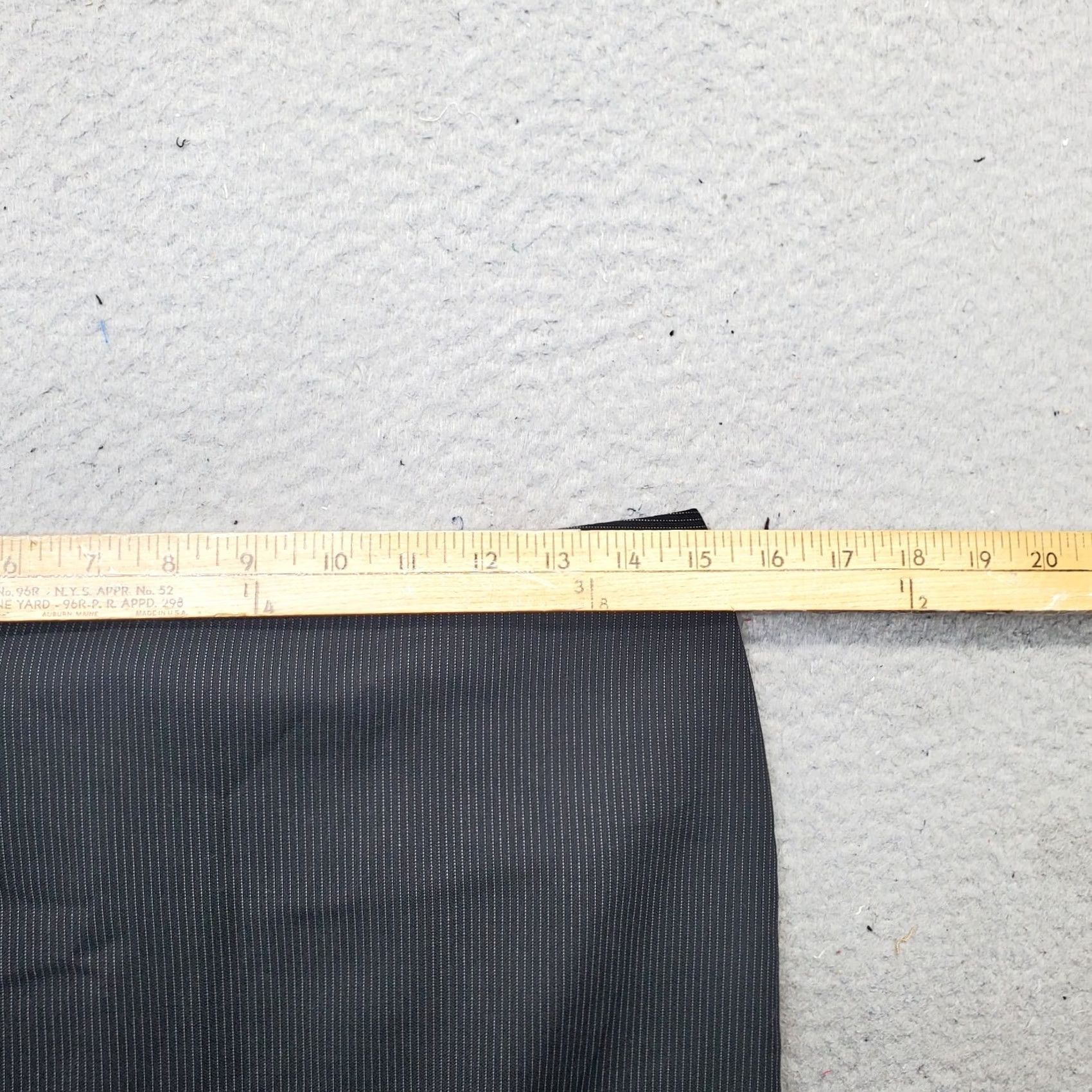 Ann Taylor Ann Taylor Skirt Womens 6 Pinstripe Lined Slit Back Zip Pencil Straight & Size 28" / US 6 / IT 42 - 4 Thumbnail