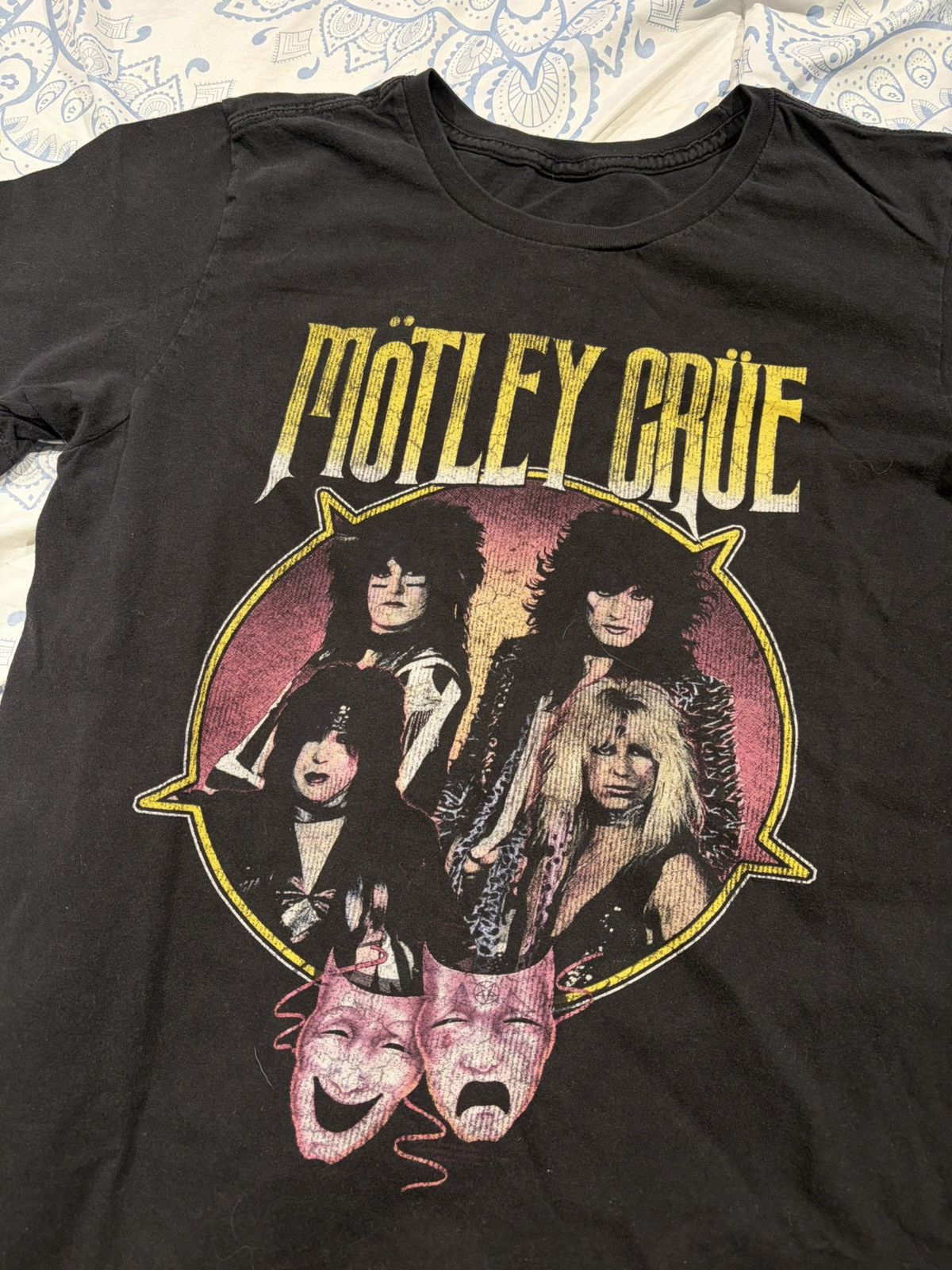 Vintage Motley Crue shirt Medium Size US M / EU 48-50 / 2 - 2 Thumbnail
