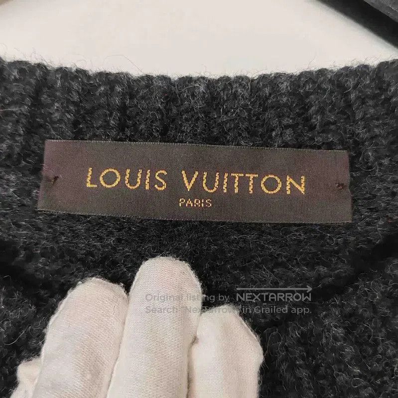 Louis Vuitton Louis Vuitton Black Knit Sweater for Men . Size US L / EU 52-54 / 3 - 3 Thumbnail