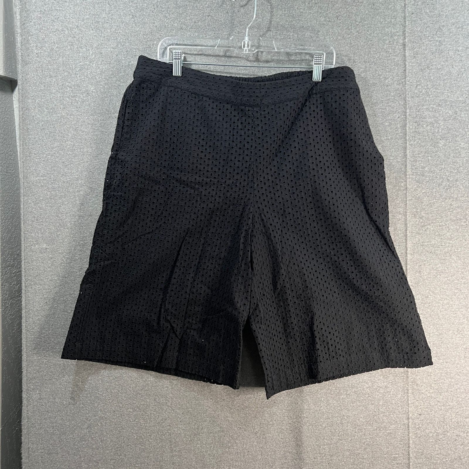 Other Isaac Mizrahi Live! Tall Wide Leg Eyelet Bermuda Size 38" / US 16 / IT 52 - 2 Thumbnail