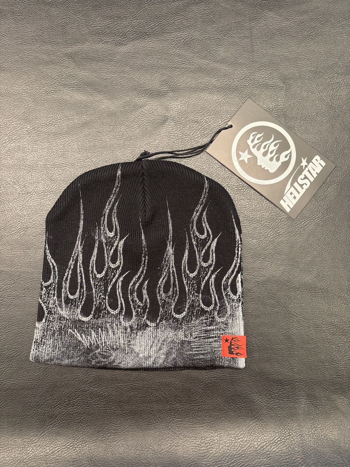 HELLSTAR Hellstar Black Flame Beanie ComplexCon Exclusive Size ONE SIZE - 3 Thumbnail