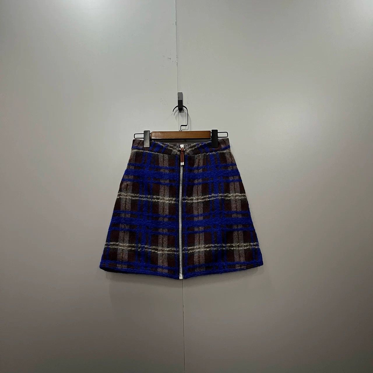 Acne Studios Acne Studios Plaid Wool Skirt Size 34" / US 12 / IT 48 - 1 Thumbnail