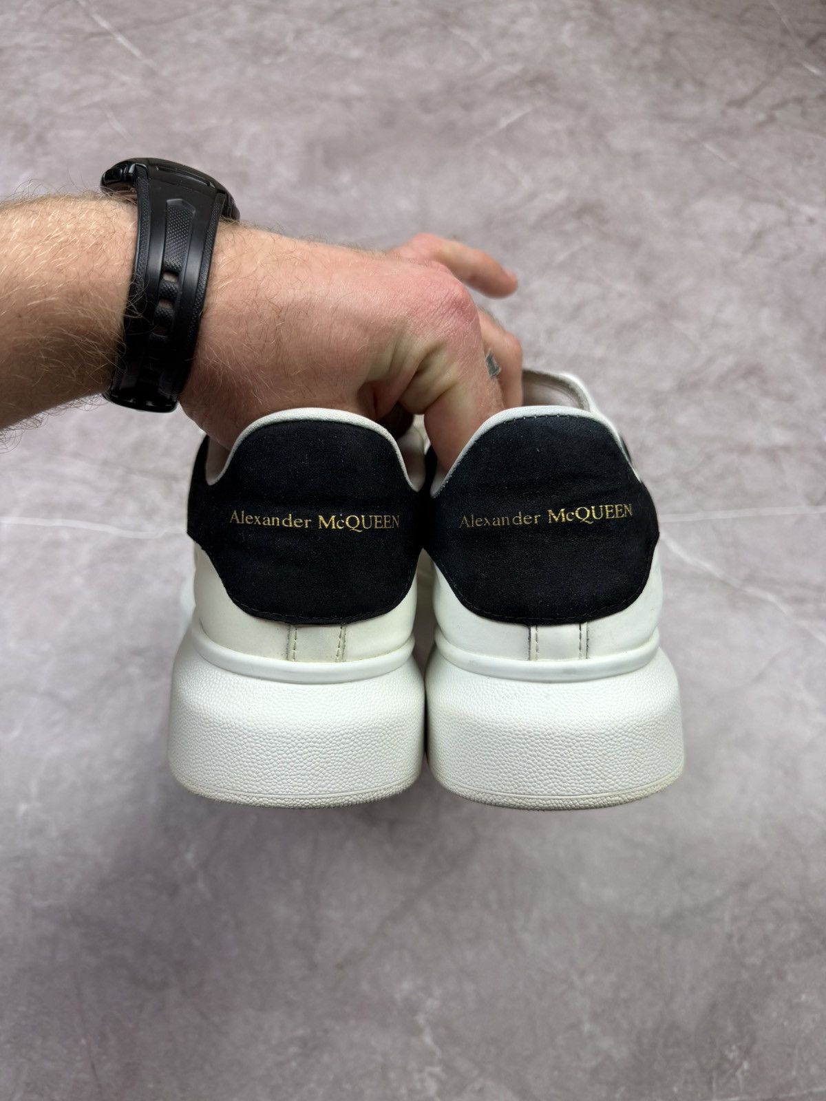 Alexander McQueen Alexander McQueen Sneakers Size 40 Size US 7 / EU 40 - 7 Thumbnail