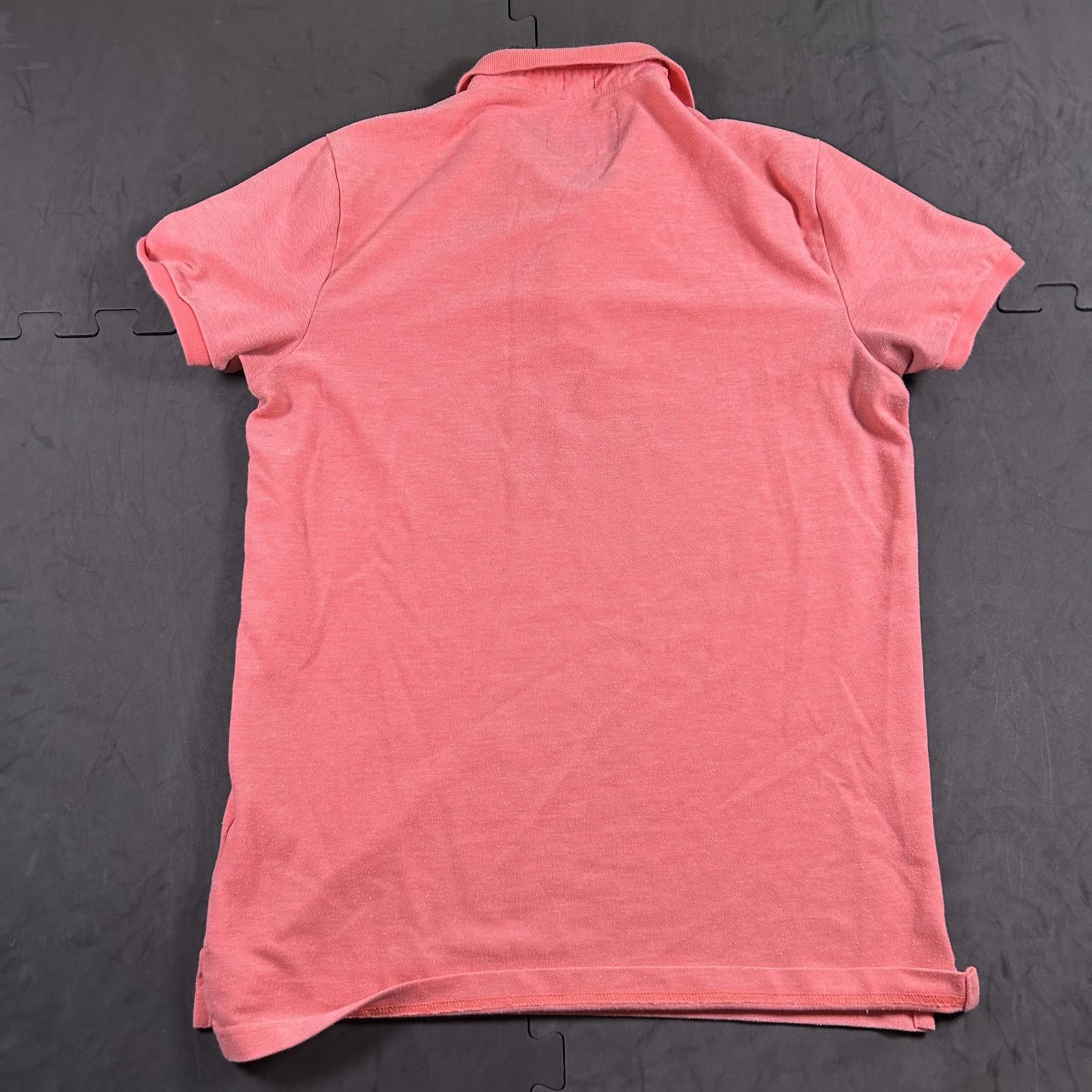 Hollister Men's Coral Pink Polo Shirt with Embroidered Logo Size US M / EU 48-50 / 2 - 5 Thumbnail