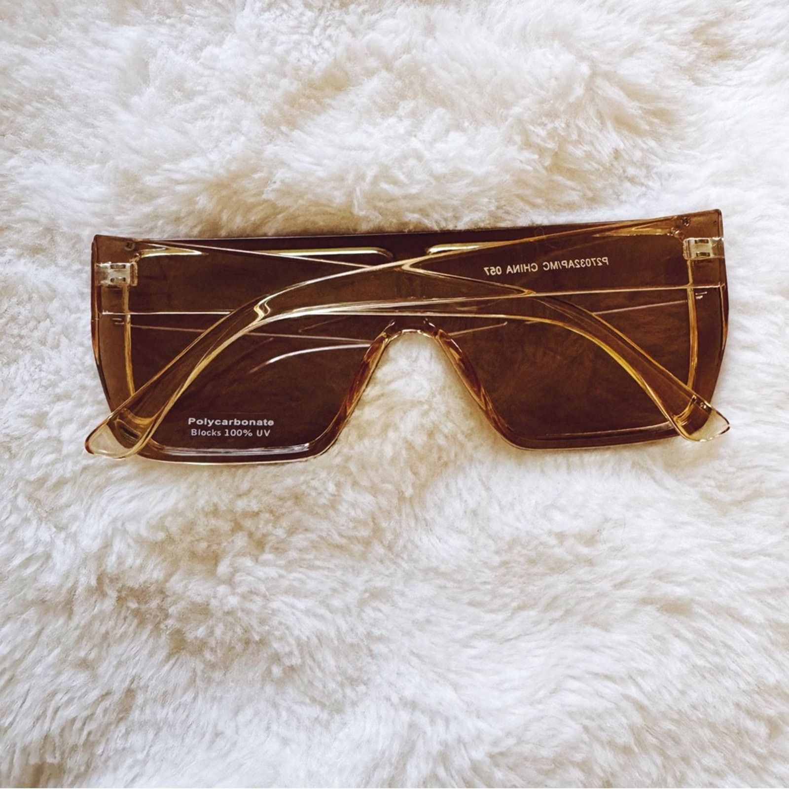 Other Greta Clear Yellow Oversized Statement Sunglasses Size ONE SIZE - 9 Thumbnail