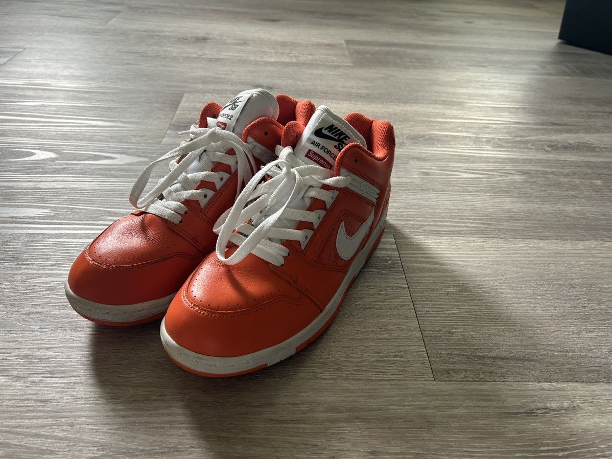 Nike × Supreme Supreme/Nike SB AF2 Low Orange/White Size US 9 / EU 42 - 2 Thumbnail