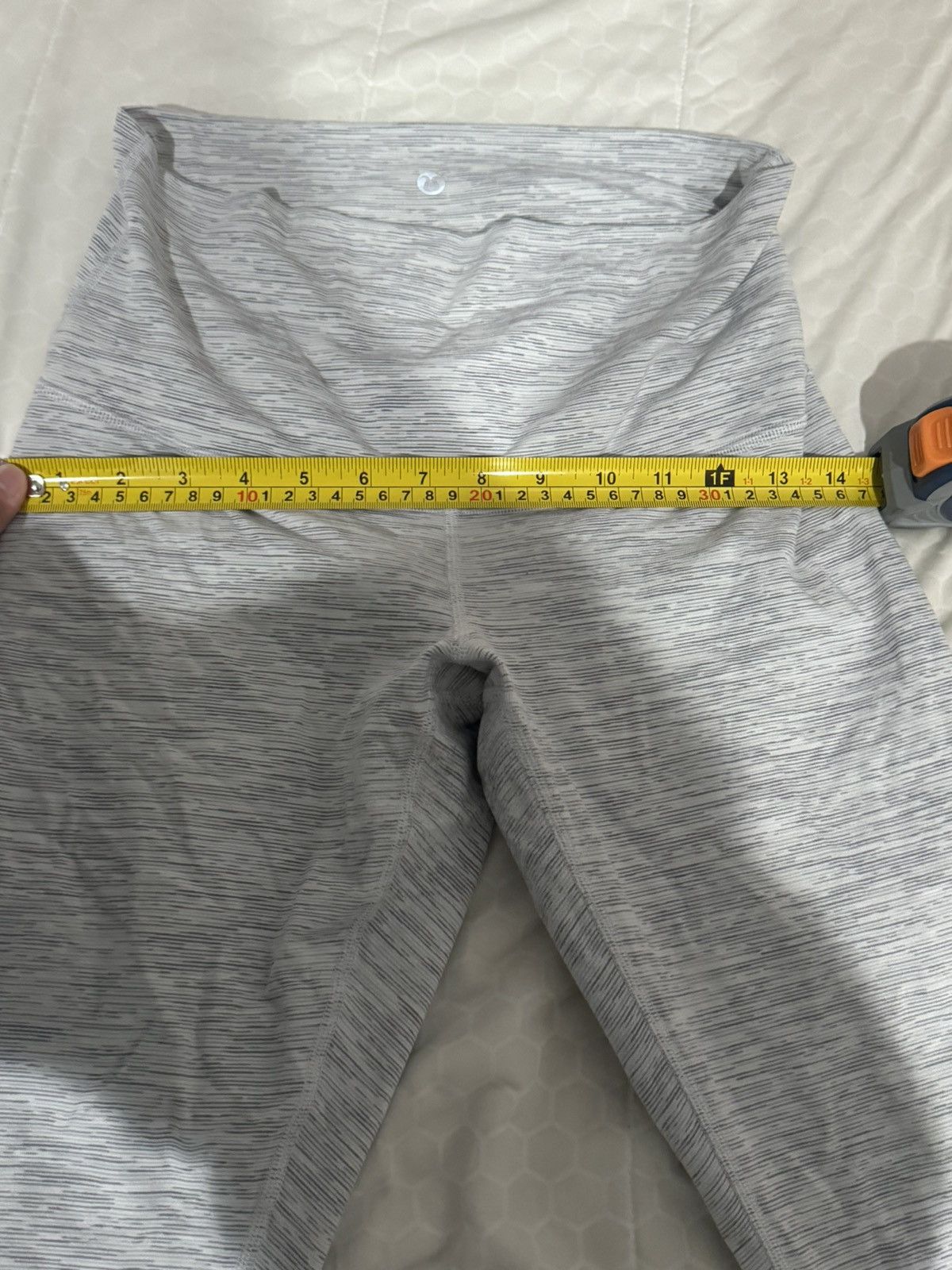 Lululemon Lululemon Gray Striped White Leggings Size 28" / US 6 / IT 42 - 4 Thumbnail