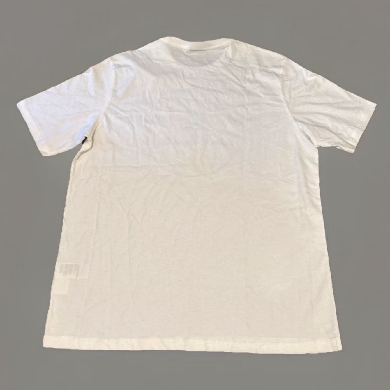 Paul Smith Paul Smith Circle Logo White New With Tags T-Shirt Size US L / EU 52-54 / 3 - 2 Thumbnail