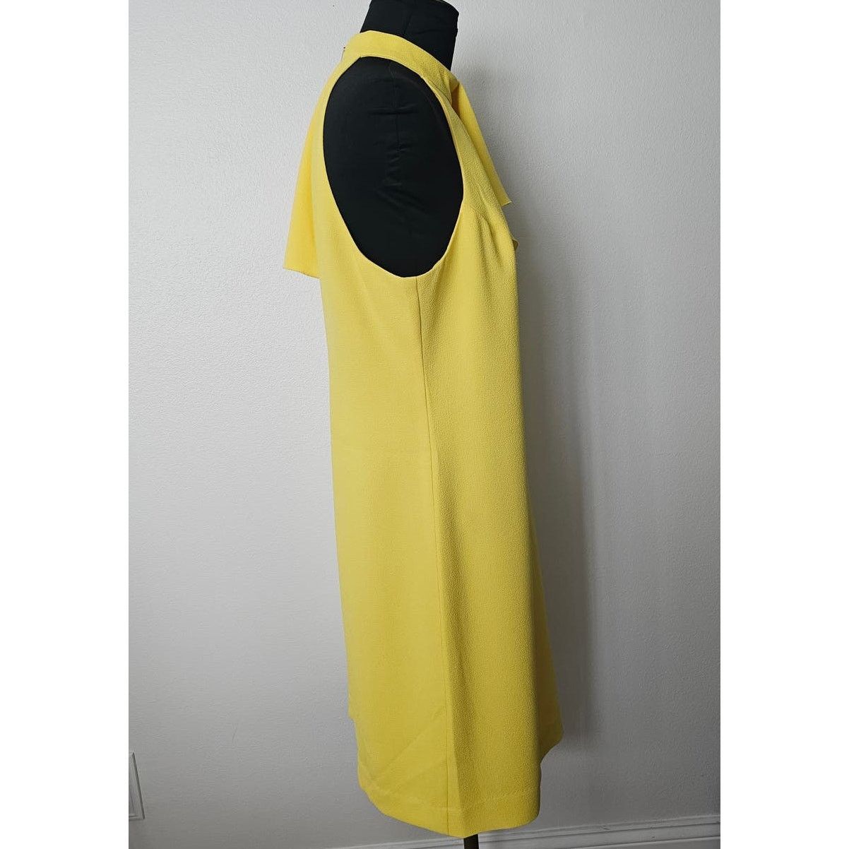 Trina Turk TRINA TURK Yellow Halter Ruffle Neck Knee Length Dress 10 Size L / US 10 / IT 46 - 2 Thumbnail