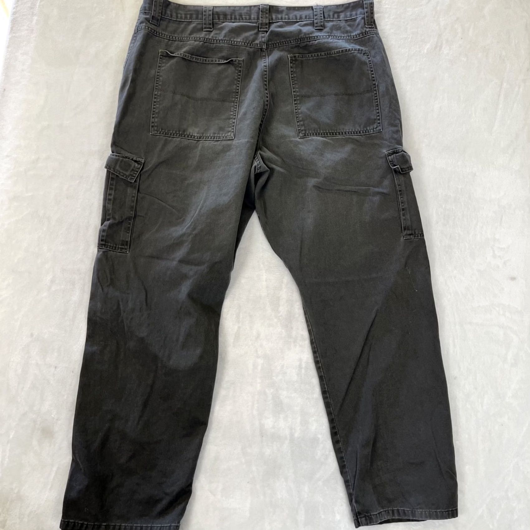 Wrangler Wrangler Pants Mens Size 40x30 Gray Relaxed Fit Cargo Utility Casual Work Pants Size US 40 / EU 56 - 6 Thumbnail