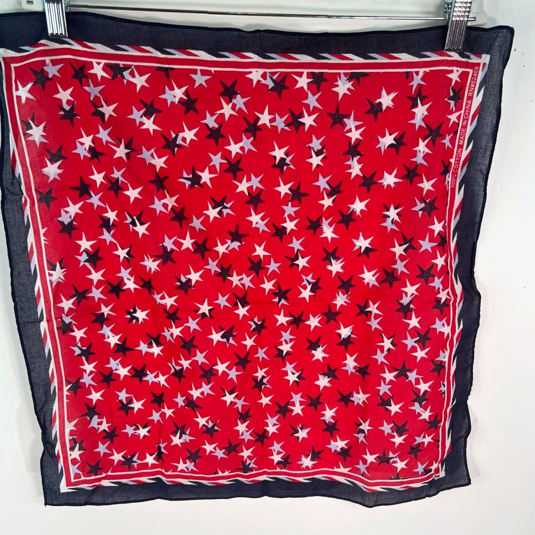 Vintage Vintage Unbrainded Red White Blue 21x21 inch Cotton Square Scarf Classic Autumn Spring Seasonal Womens Size ONE SIZE - 3 Thumbnail