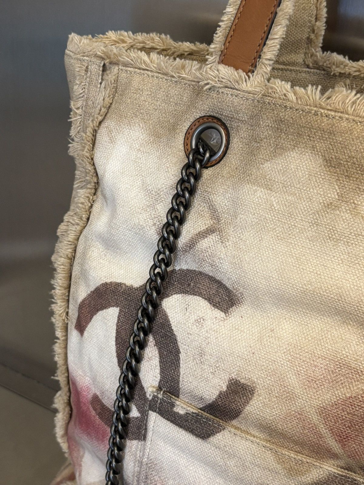 Chanel 2014 Chanel Beige Graffiti Art School Tote Bag Size ONE SIZE - 8 Thumbnail