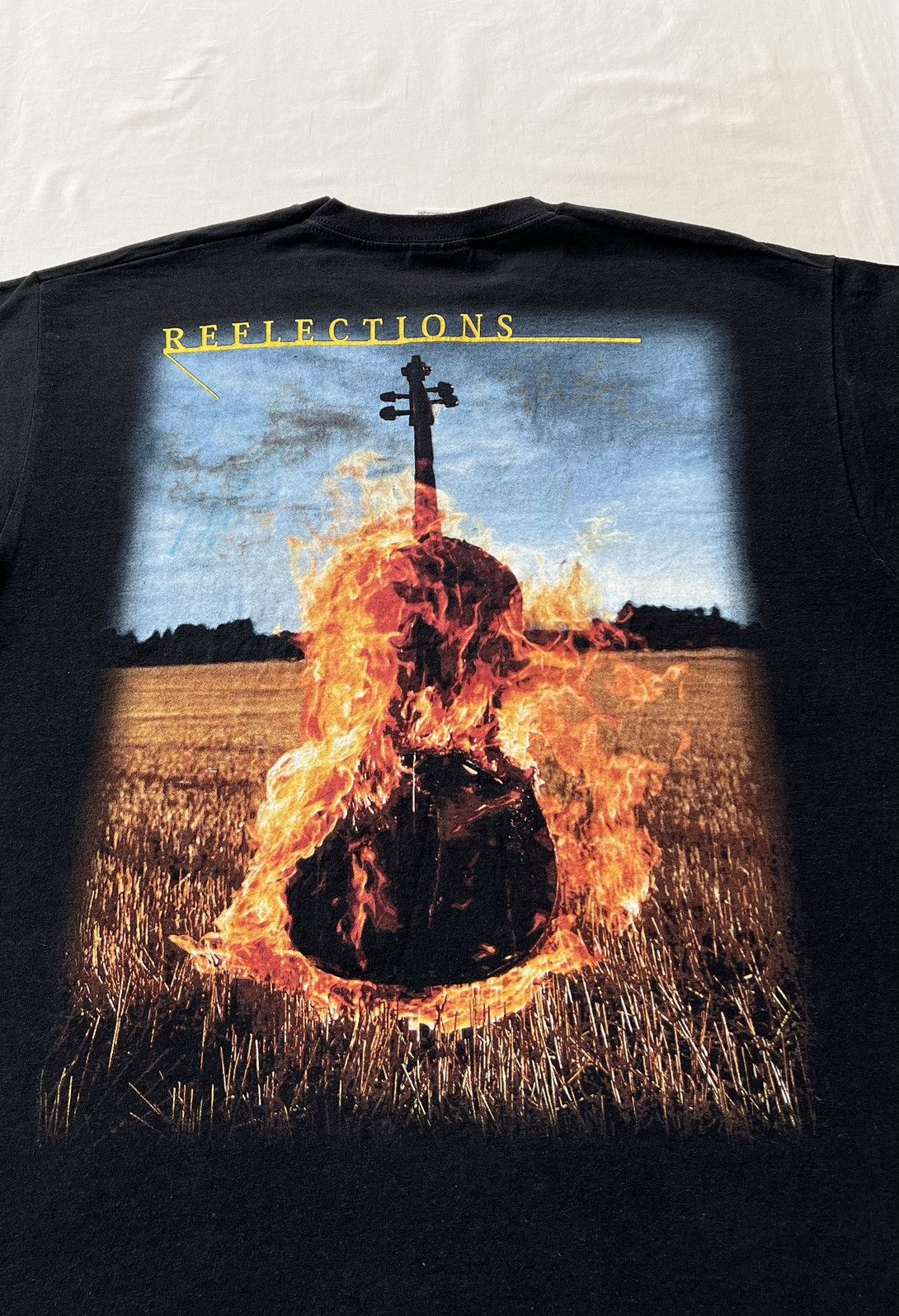 Band Tees Vintage 2000s Apocalyptica Reflections Black T-shirt Size US M / EU 48-50 / 2 - 14 Thumbnail