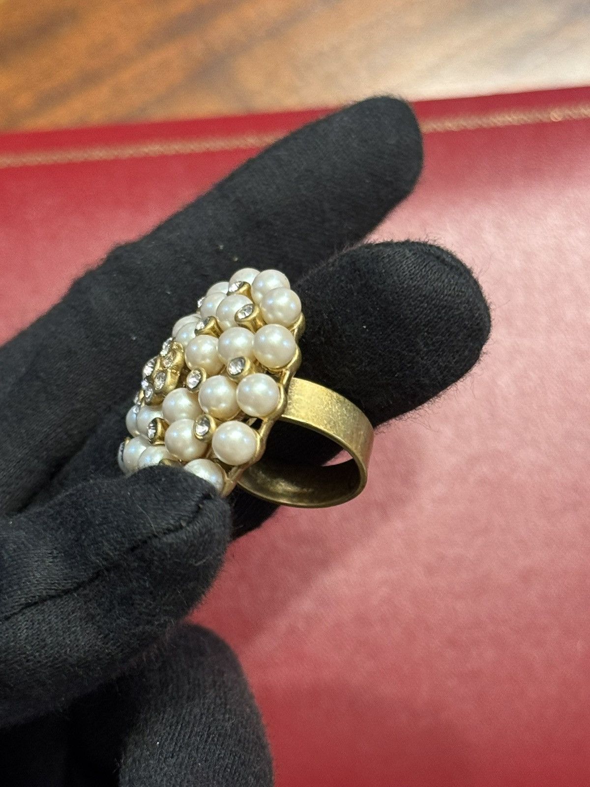 Vintage Vintage Costume Cluster Pearl Ring Size ONE SIZE - 3 Thumbnail
