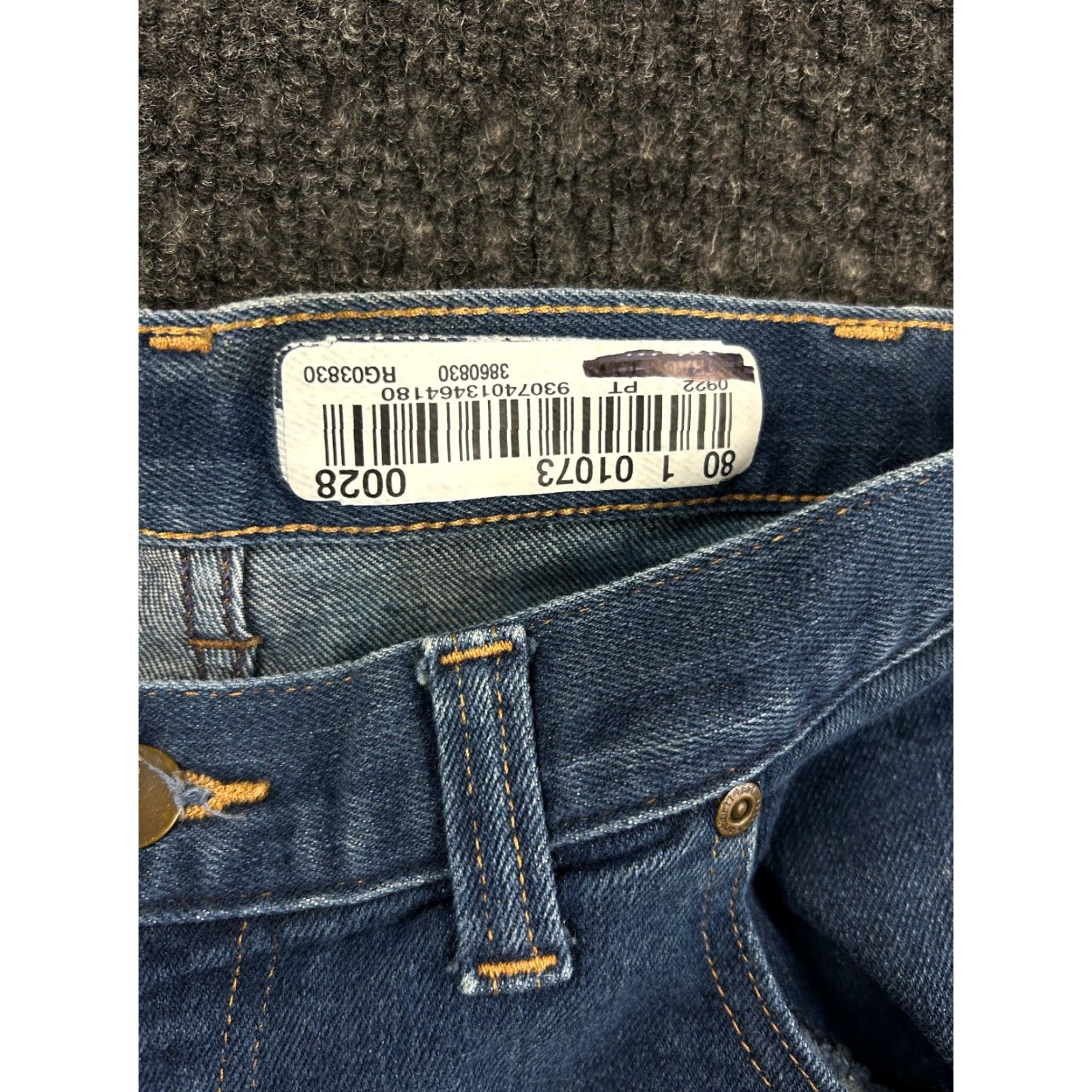 Carhartt VINTAGE Carhartt Jeans 38 x 30 Denim Stretch Distressed Workwear Modern Fit 5-Pocket Mens Blue 90s Americana Casual Style Carhartt Modern Fit Jeans Size US 38 / EU 54 - 5 Thumbnail