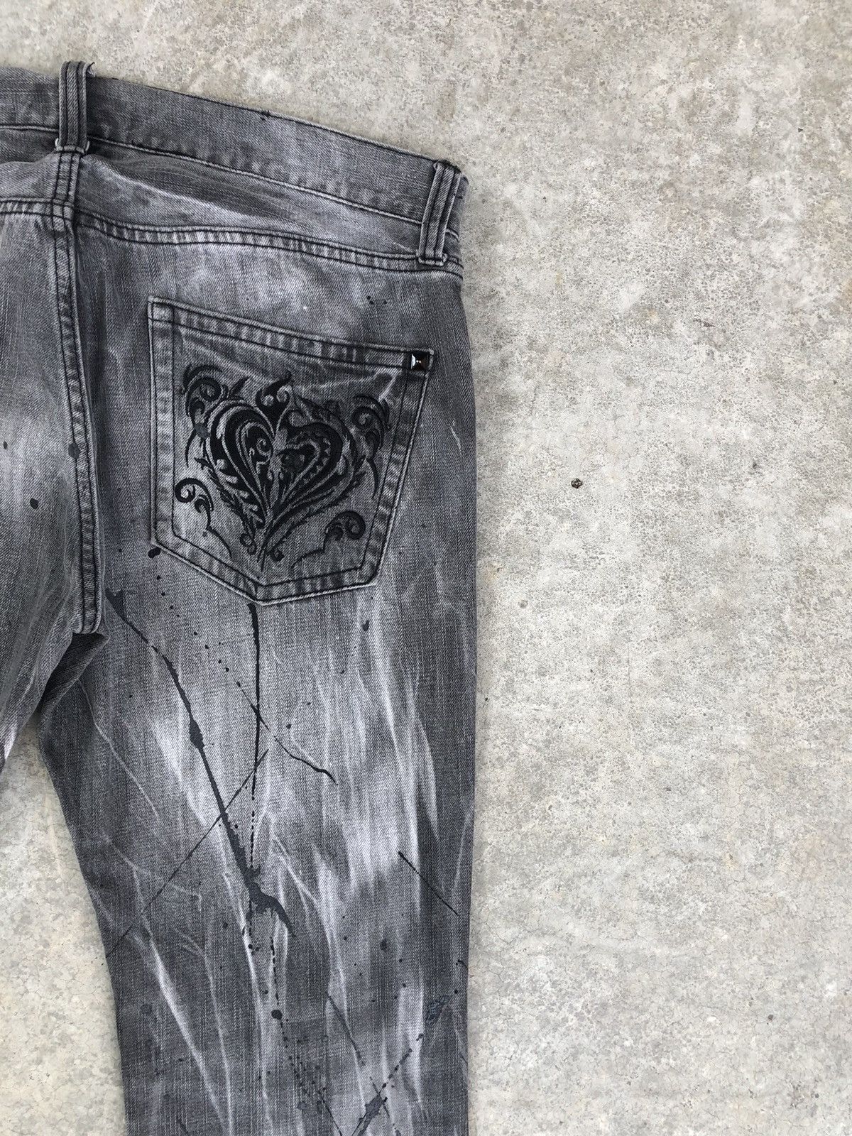 Japanese Brand Japanese Sorridere Flare Jeans Skulls Embroidered Distressed Size US 35 - 10 Thumbnail
