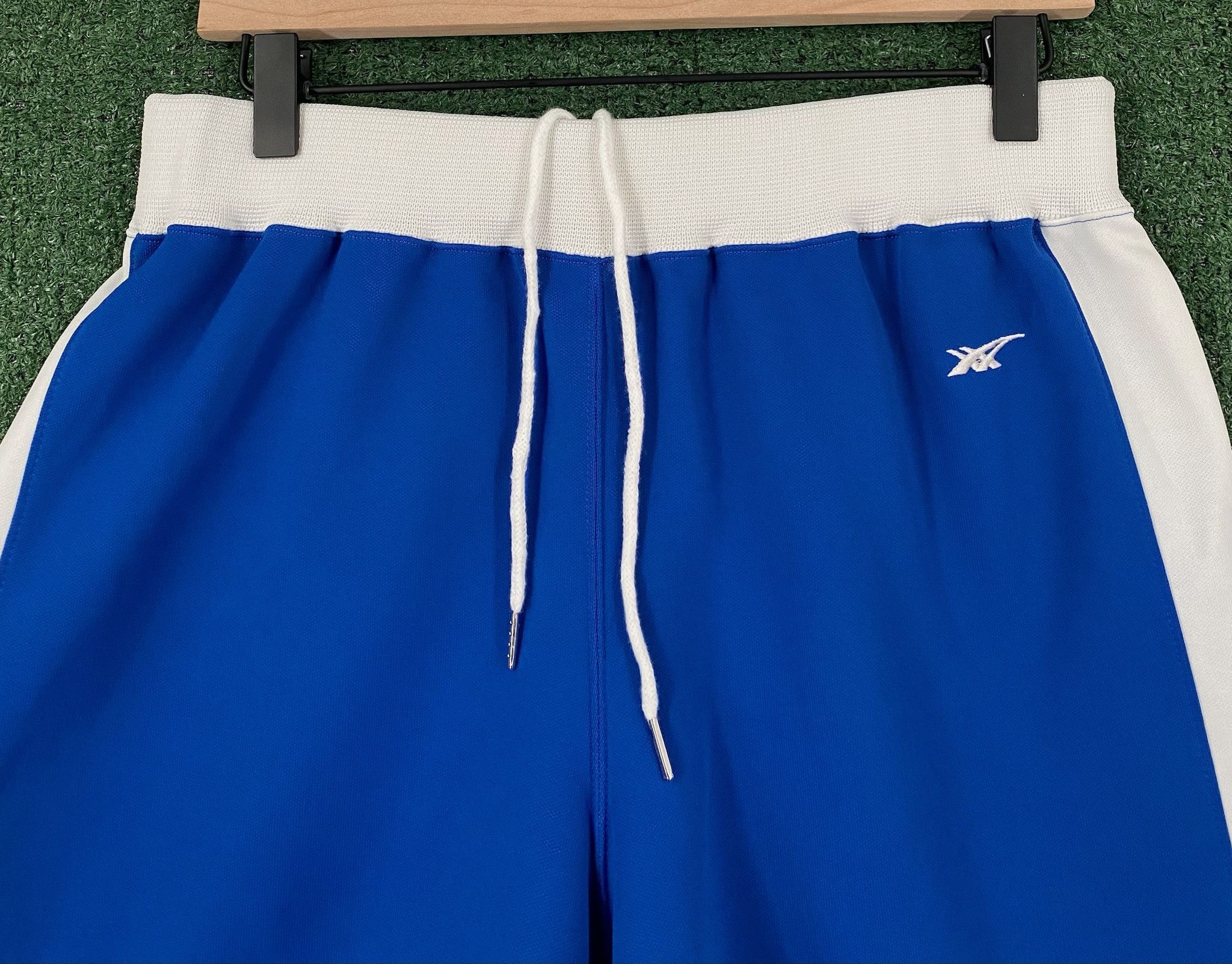 Asics 80’s Asics Polyester Blue Stripe Gym Shorts Medium Size US 36 / EU 52 - 7 Thumbnail