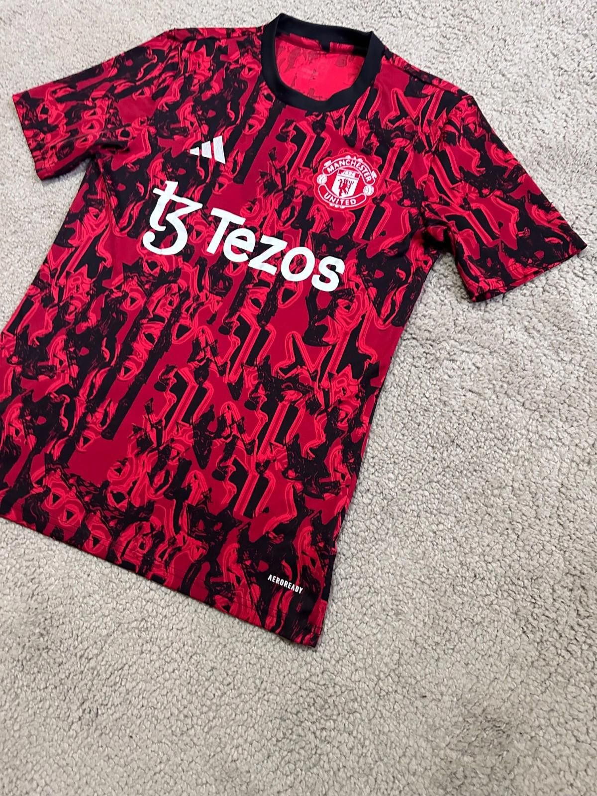 Adidas Manchester United 2023/24 Pre-Match Soccer Jersey Football Size US S / EU 44-46 / 1 - 2 Thumbnail