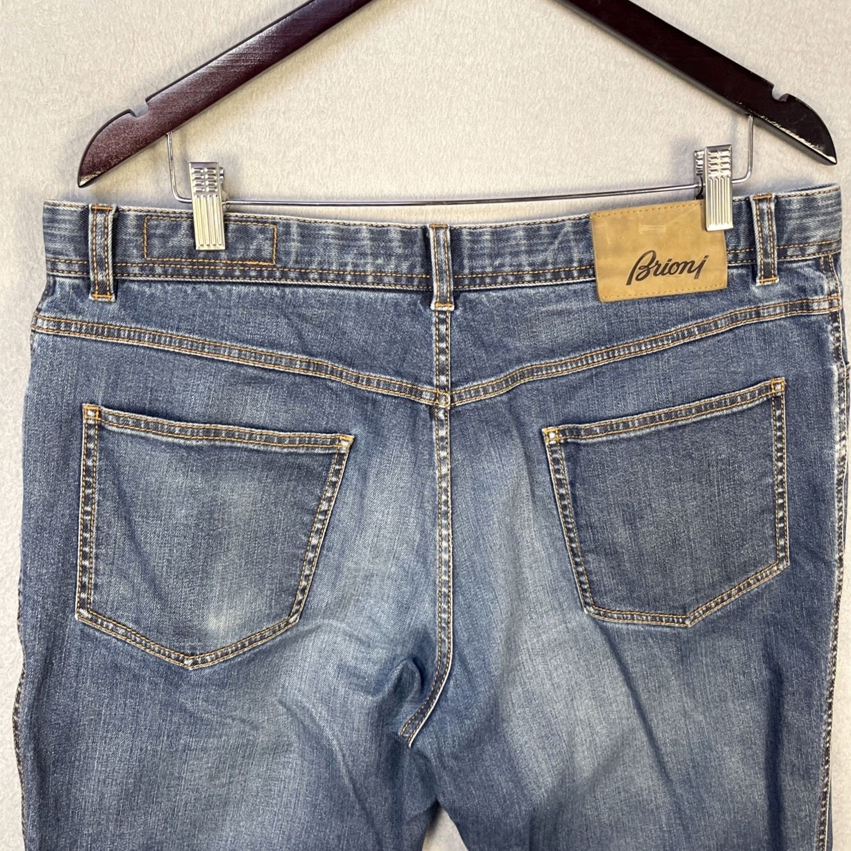 Brioni VINTAGE Brioni Stelvio Jeans Mens 38x31 Blue Medium Wash 5-Pocket Designer Made in Italy Size US 38 / EU 54 - 4 Thumbnail