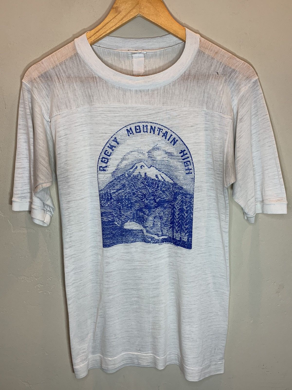 Vintage *RARE* Vintage 60’s Rocky Mountain High Nature Art T-Shirt Size US L / EU 52-54 / 3 - 1 Thumbnail