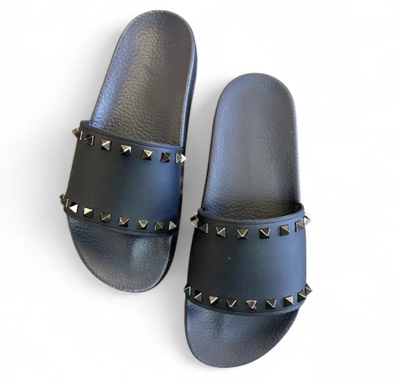🔥 Free Shipping Valentino Slides 🔥