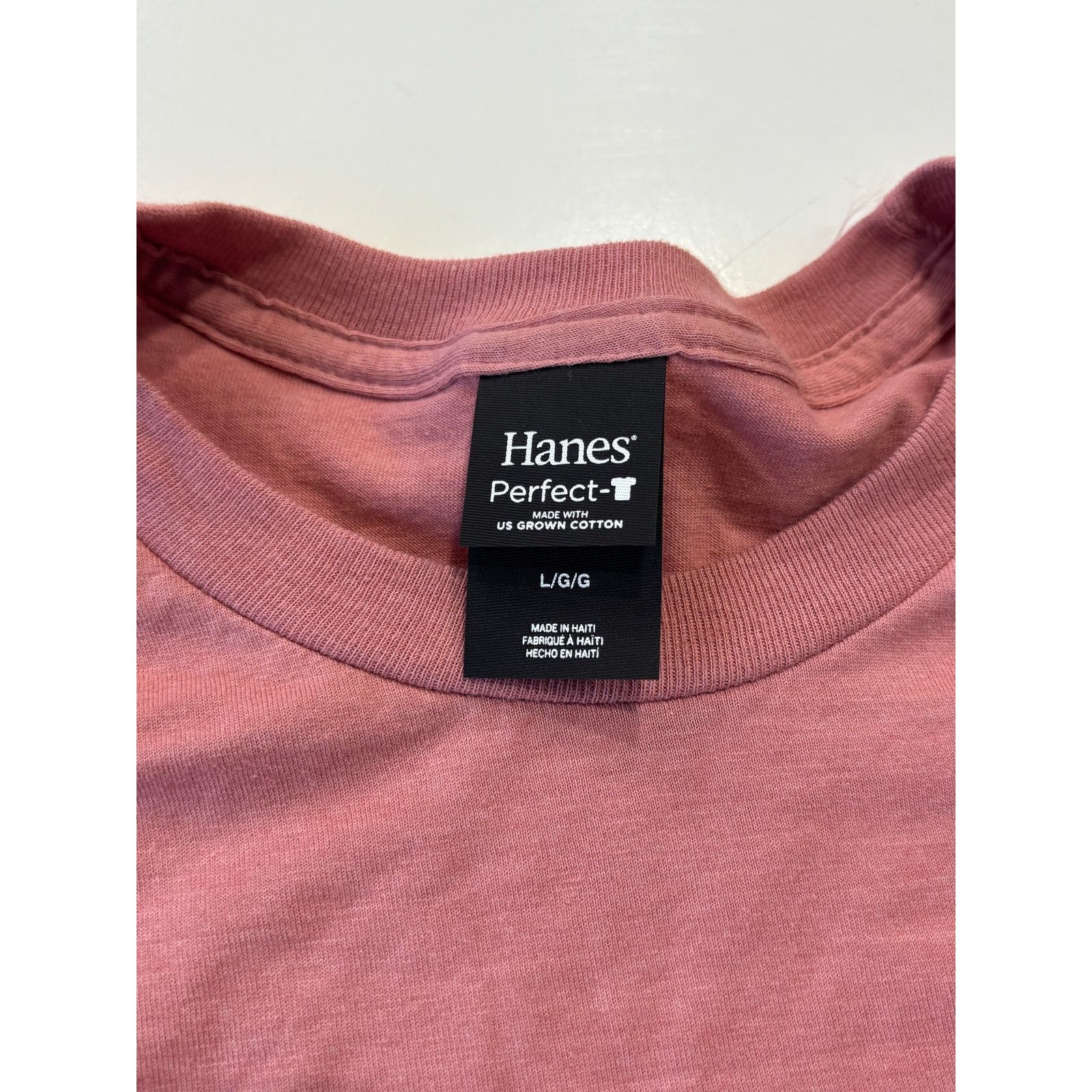 Hanes Put it On my Husbands Tab T-shirt Funny Relatable Tee Size L / US 10 / IT 46 - 3 Thumbnail