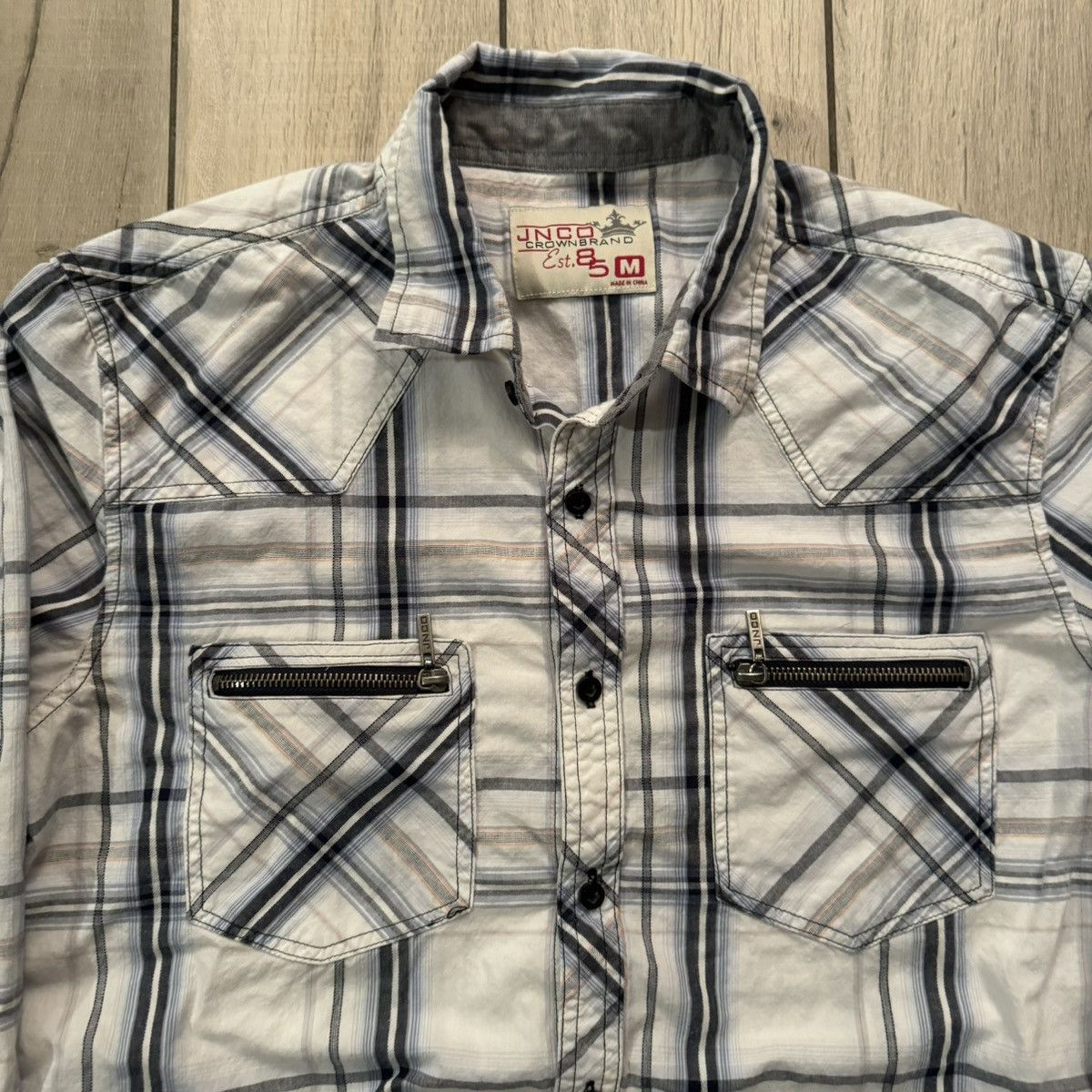 Anchor Blue × Fubu × JNCO Vintage Y2K Skater Jnco Skater Button Up Fits Medium-Large Size US M / EU 48-50 / 2 - 2 Thumbnail