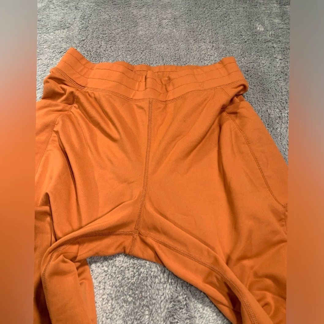Fabletics Fabletics Track Pants Sweatpants XS Women Regular Orange International? (Oops) Size 26" / US 2 / IT 38 - 3 Thumbnail