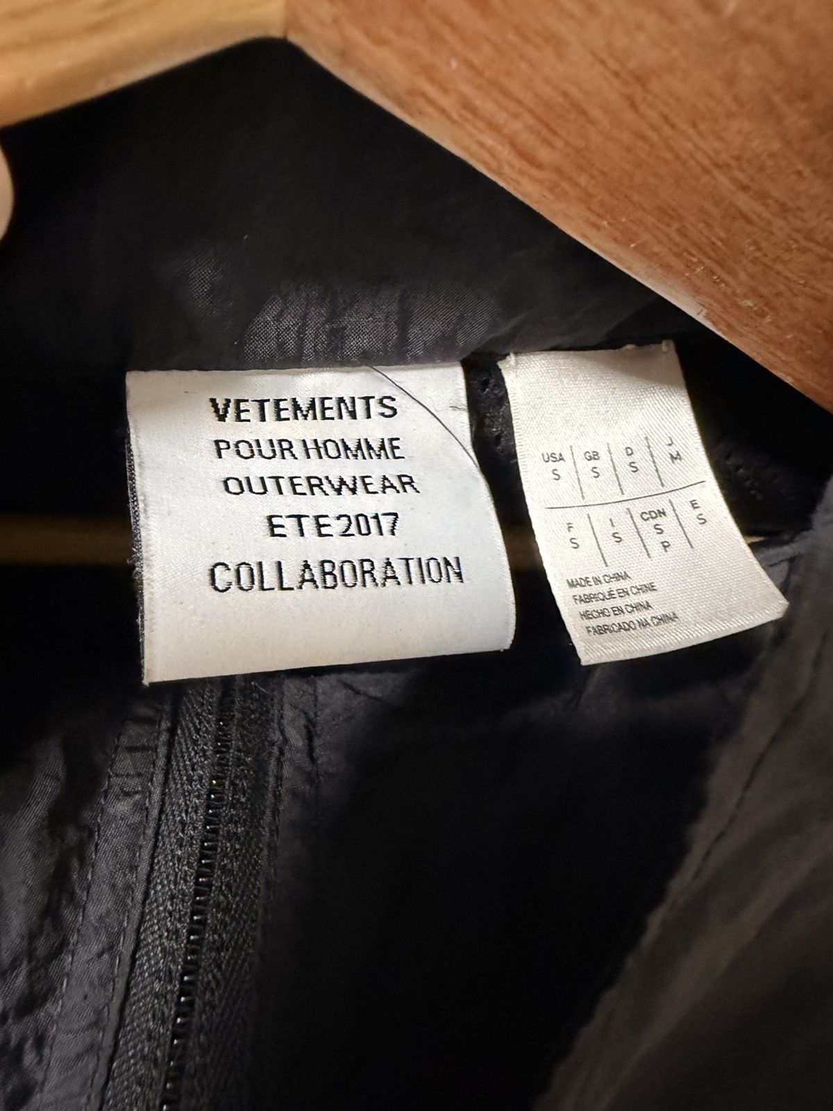 Vetements VETEMENTS SS 17 REEBOK X VETEMENTS REWORKED TRACK JACKET Size US S / EU 44-46 / 1 - 5 Thumbnail