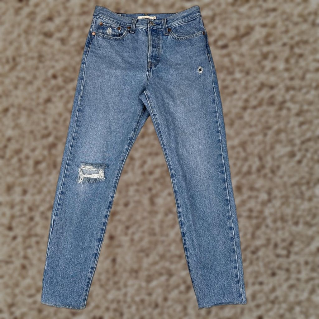 Levi's Levi's Wedgie Fit Jeans Women 27 Blue Distressed Button Fly High Rise Straight 5-Pocket Denim 100% Cotton Midi Blue Size 27" / US 4 / IT 40 - 1 Thumbnail