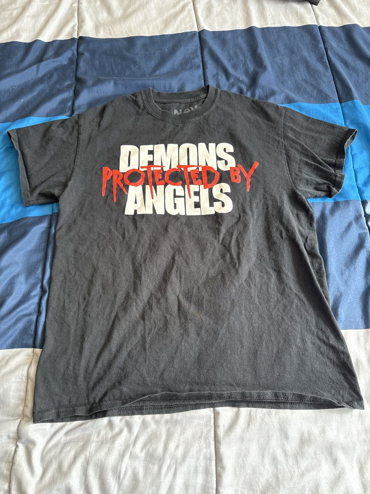 NAV × Vlone Vlone Nav “Angels Protected by Demons” T-Shirt Size US M / EU 48-50 / 2 - 2 Thumbnail