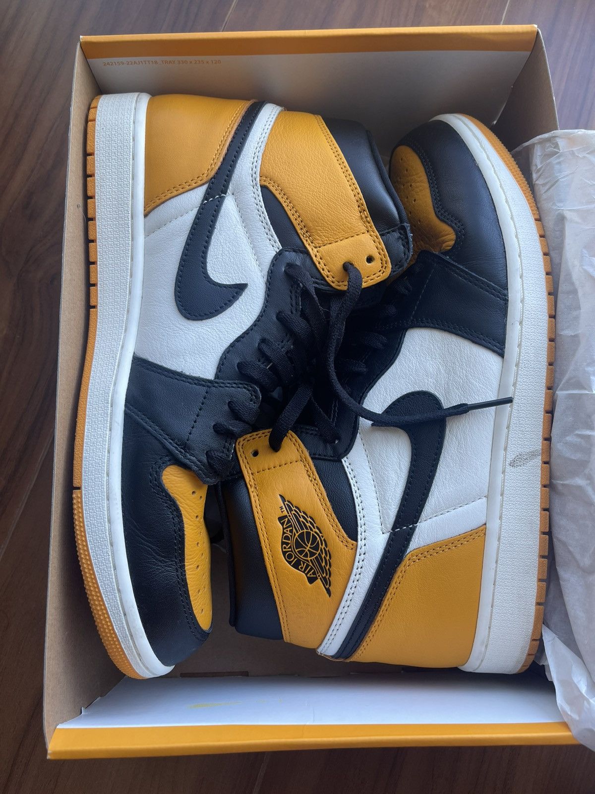 Jordan Brand Jordan 1 Hi OG Taxi Toe Size US 12 Very New Size US 12 / EU 45 - 2 Thumbnail