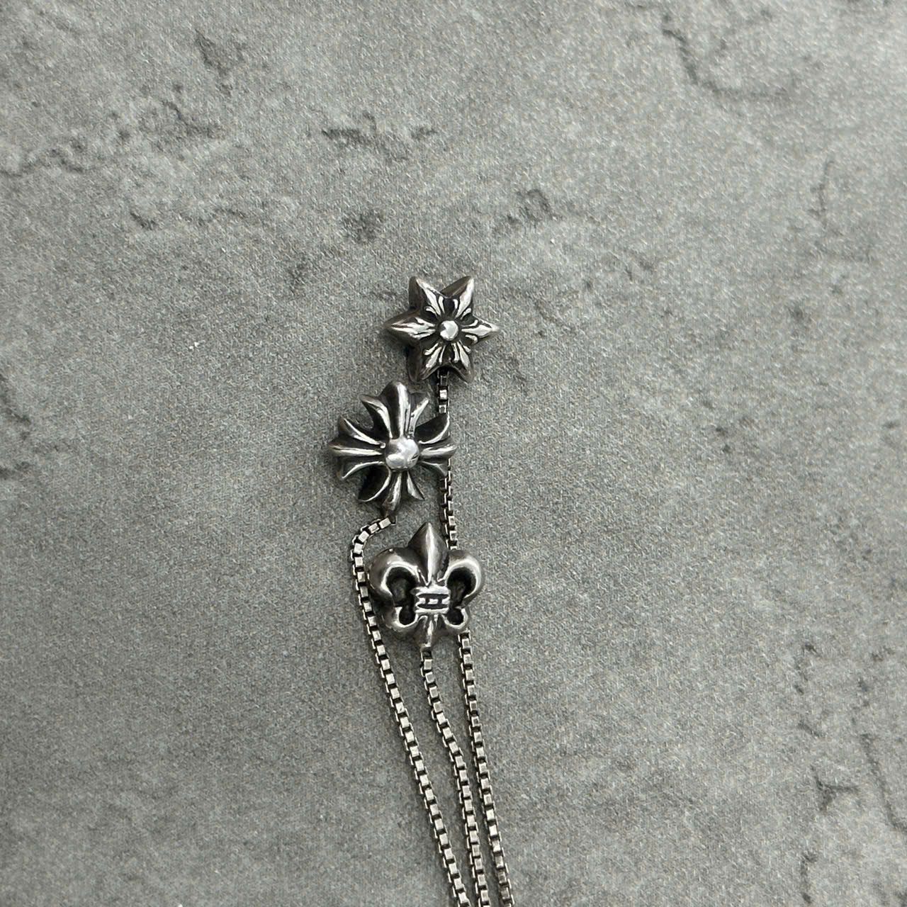 Chrome Hearts CHROME HEARTS JOJO BS STAR L CROSS FUSTER EARRINGS SILVER Size ONE SIZE - 2 Thumbnail