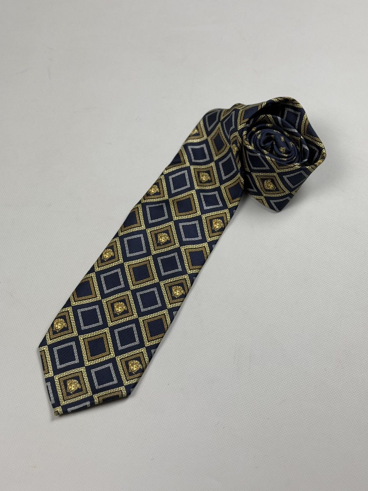 Versace × Vintage Gianni Versace Vintage Medusa Head Silk Patterned Tie Size ONE SIZE - 2 Thumbnail