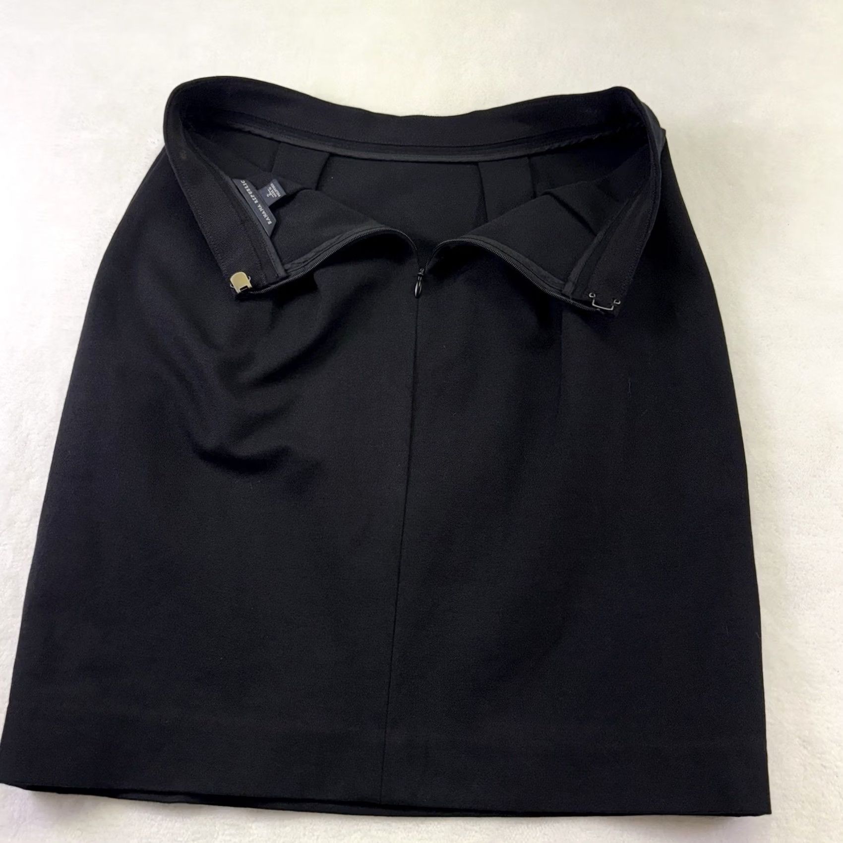Banana Republic Banana Republic Skirt Womens 2 Black Structured Knee Length Pencil Size Suit Separate Size 26" / US 2 / IT 38 - 3 Thumbnail