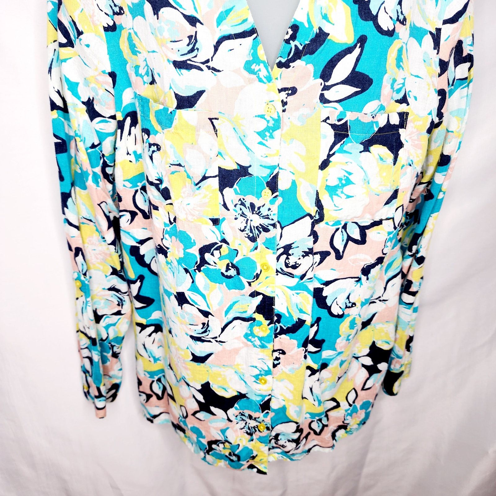 Other Kim Rogers V Neck Button Front Floral Linen Blend Top Size M / US 6-8 / IT 42-44 - 5 Thumbnail