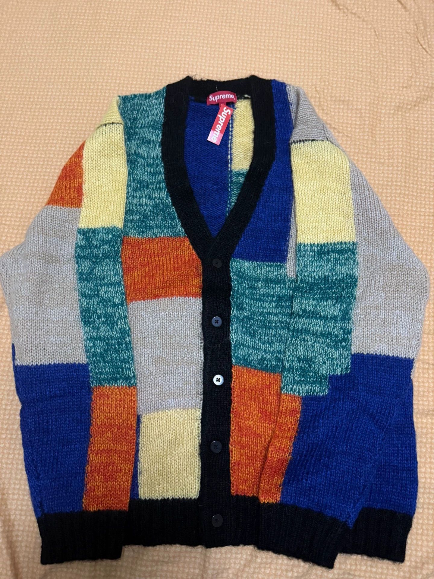 Supreme Supreme Mohair Color Blocked Cardigan XL NWT Size US XL / EU 56 / 4 - 1 Thumbnail
