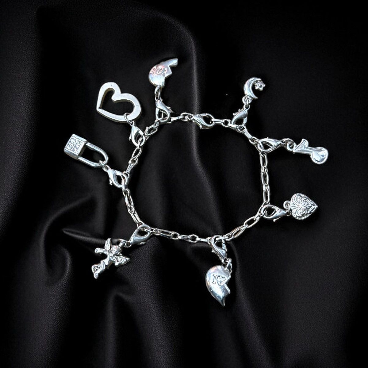 Other Silver tone charm bracelet Size ONE SIZE - 1 Thumbnail