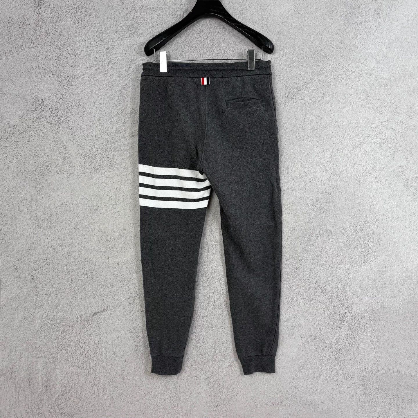 Thom Browne THOM BROWNE 4-bar stripe straight long sweats deep gray Size US 28 / EU 44 - 2 Thumbnail