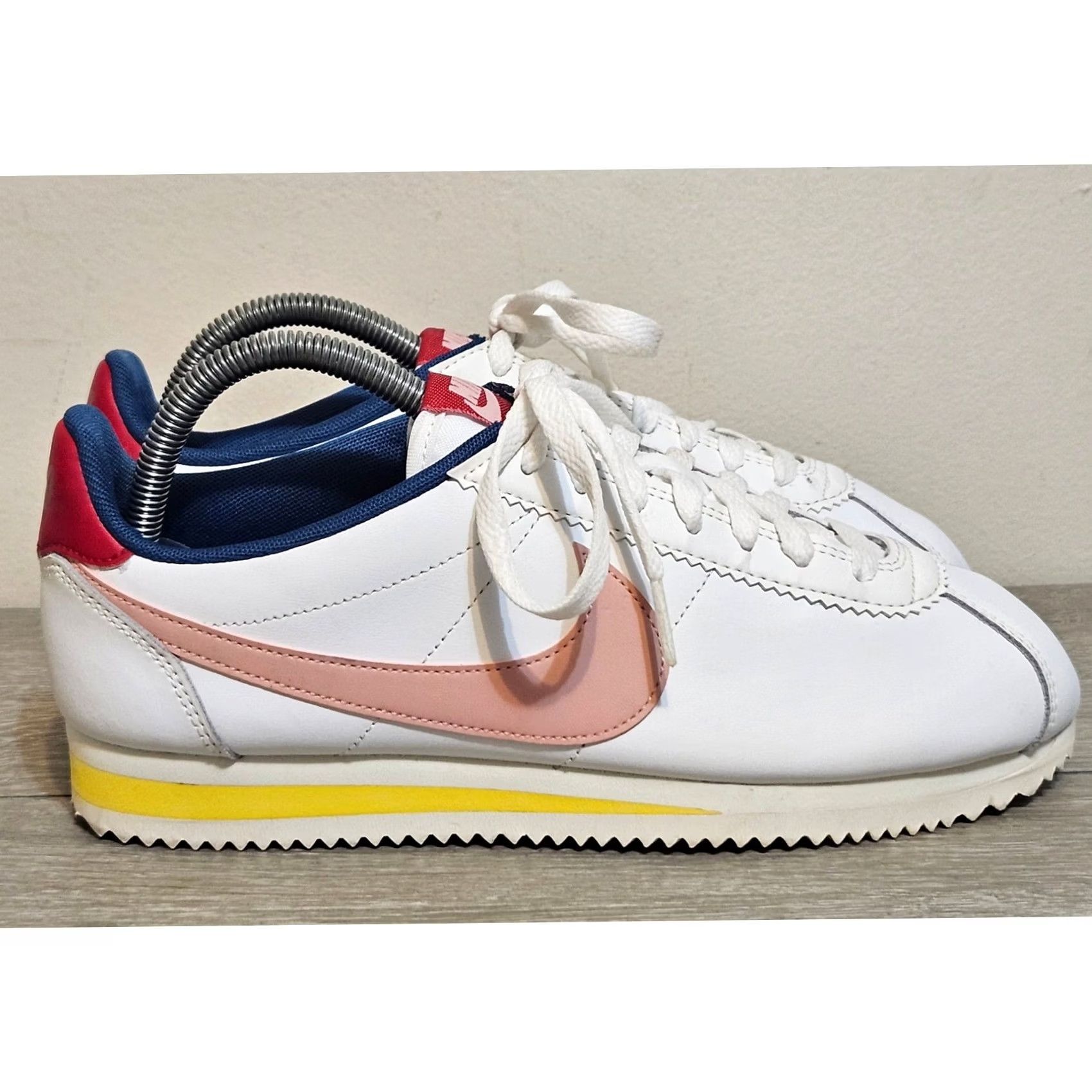 Nike Nike Women's Coral Stardust Size 9 807471-114 Excellent Condition Size US 9 / IT 39 - 2 Thumbnail