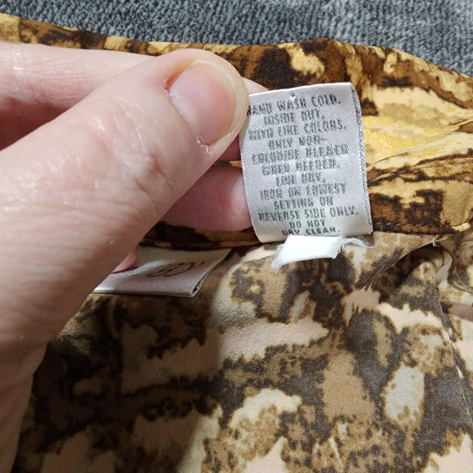 Chicos Chicos Zenergy Animal lightweight Full Zip Jacket Sz 0 2353 Size S / US 4 / IT 40 - 6 Thumbnail
