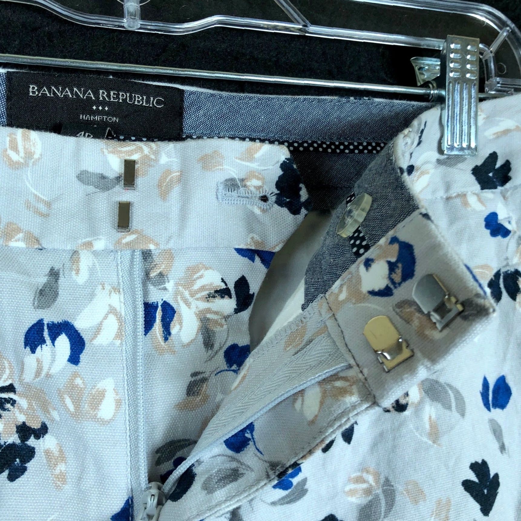 Banana Republic Banana Republic Womens Pants 4P Petite Floral Gray Blue Hampton Fit Stretch Size 27" / US 4 / IT 40 - 4 Thumbnail