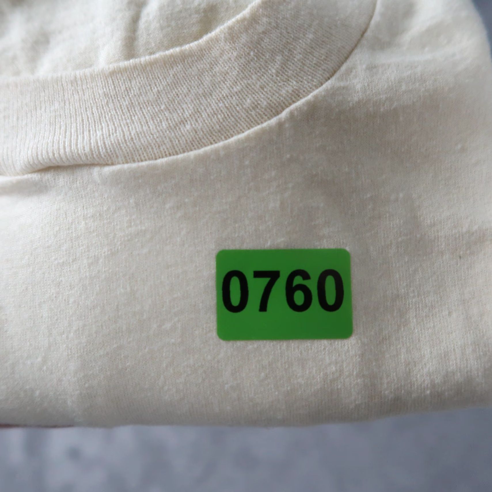 Vintage VINTAGE 80s Get Fit Healthnet L Ivory Single Stitch T Shirt USA Cotton Blend Size US L / EU 52-54 / 3 - 8 Thumbnail