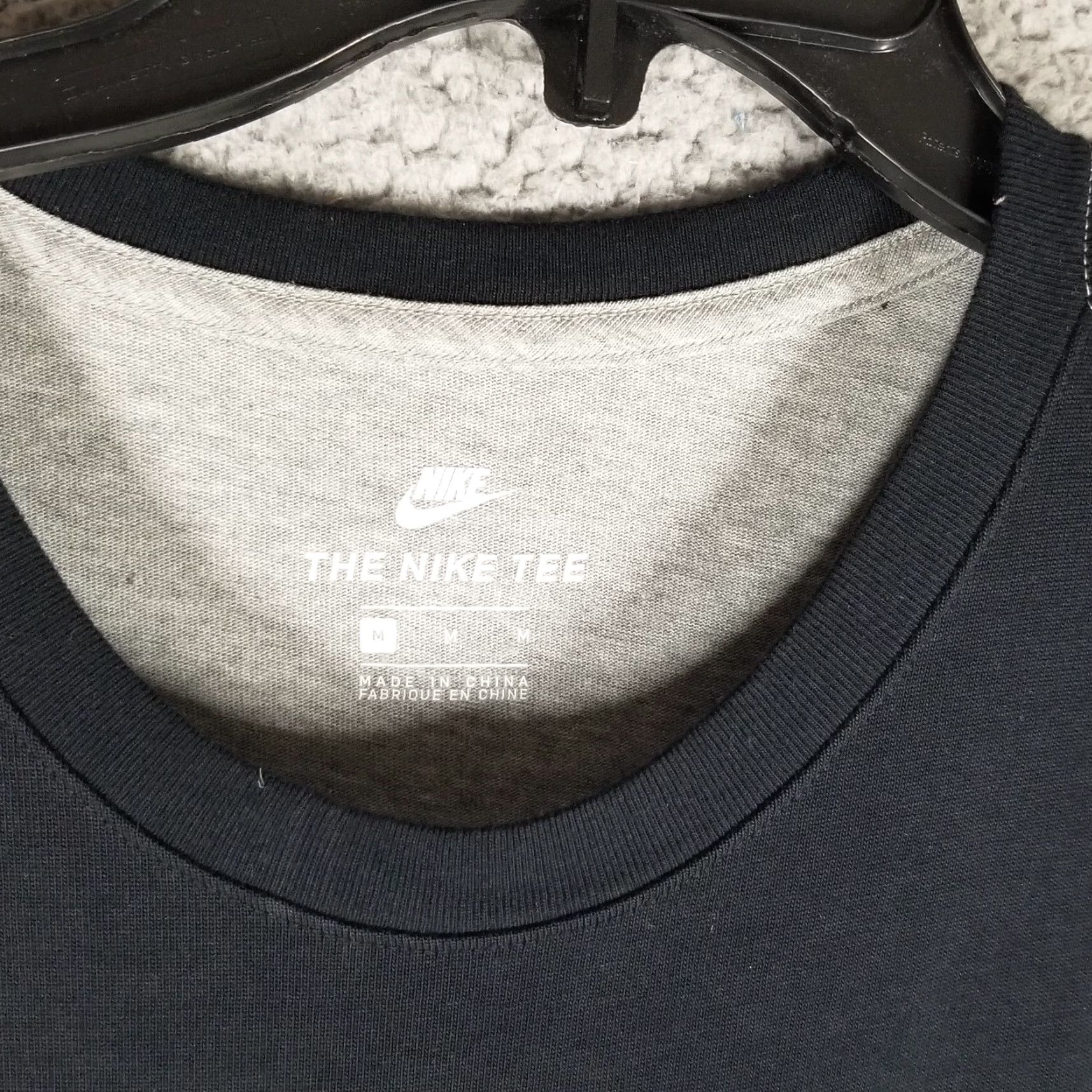 Nike Nike Windrunner Mens T-Shirt Adult Medium Activewear Running Gym Black Gray Size US M / EU 48-50 / 2 - 3 Thumbnail