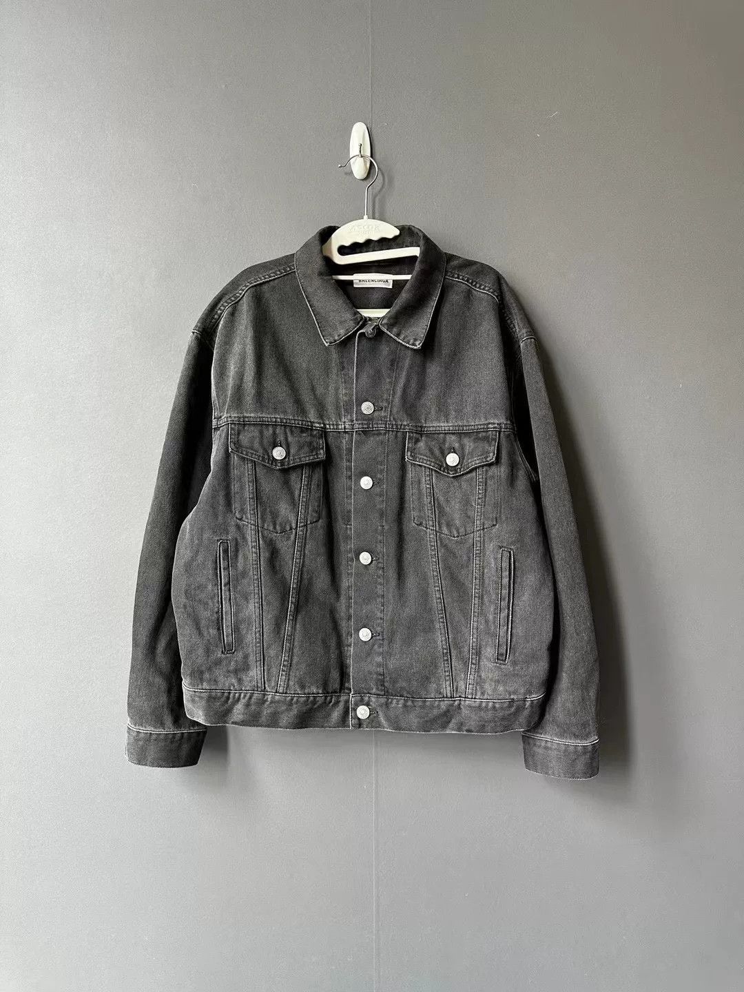 Balenciaga Balenciaga Rhinestone Denim Jacket Size US XS / EU 42 / 0 - 1 Thumbnail