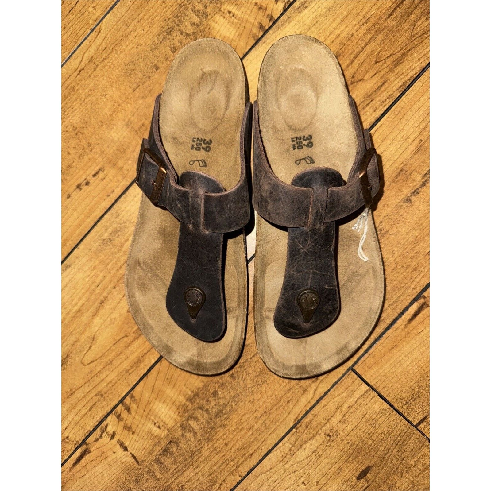 Birkenstock Birkenstock Sandals 39 New With Out Tags Brown Size US 9 / IT 39 - 2 Thumbnail