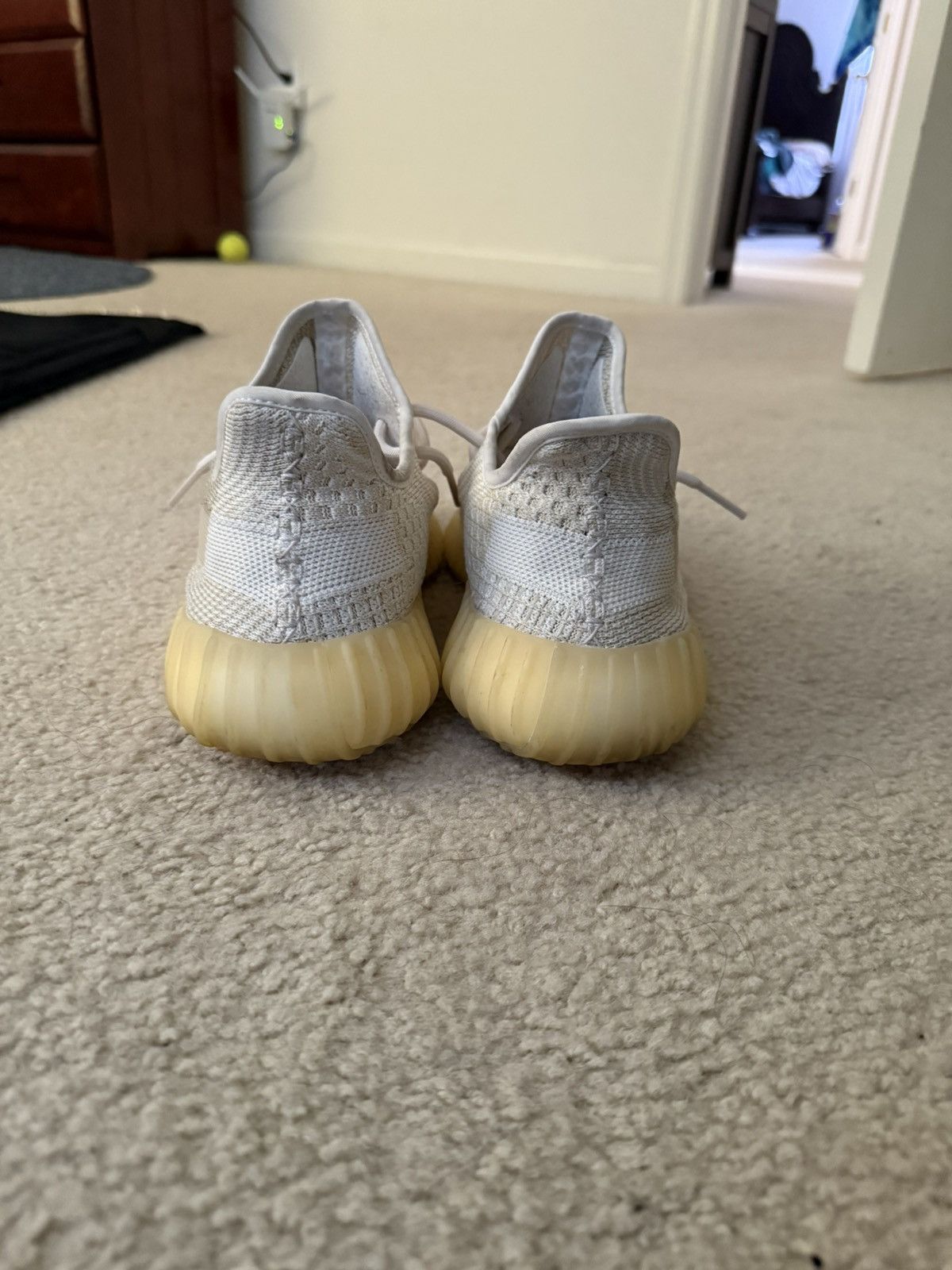 Adidas × Yeezy YEEZY 350 V2 NATURAL Size US 9.5 / EU 42-43 - 2 Thumbnail