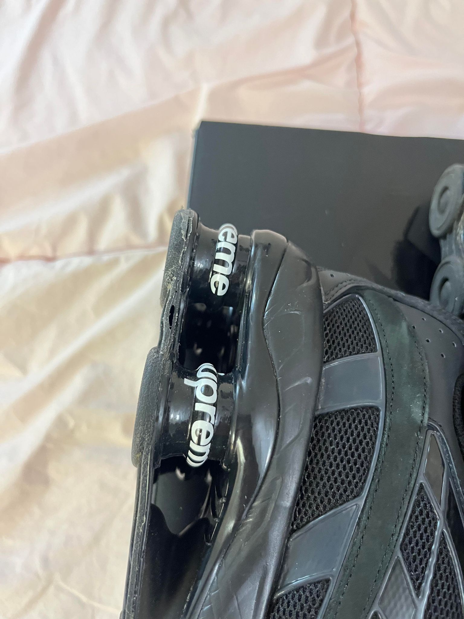 Supreme x Nike Shox Ride 2 in Black