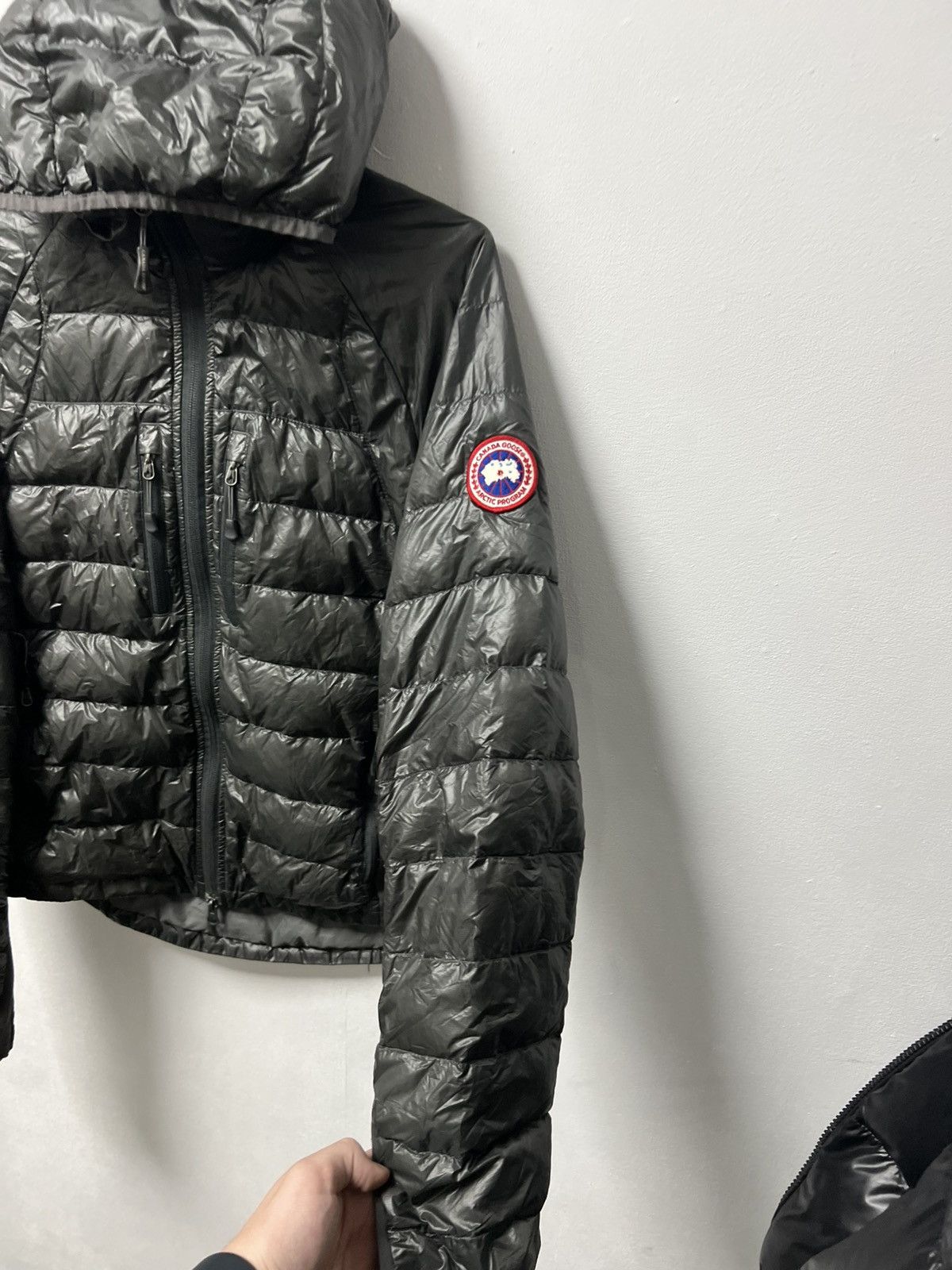 Canada Goose Canada goose Hybridge lite hooded micro puffer jacket Size US S / EU 44-46 / 1 - 4 Thumbnail